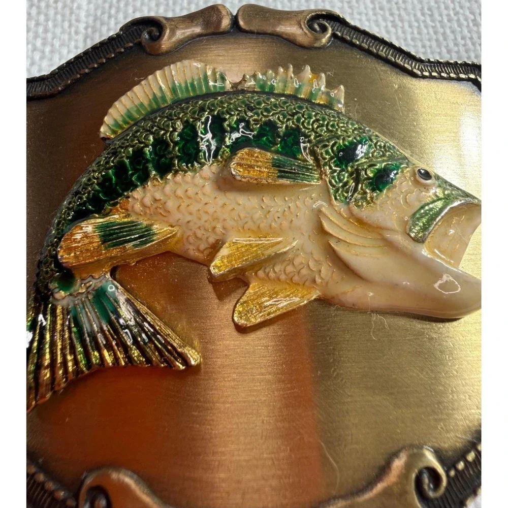 Vintage Raintree Bass Fishing Belt‎ Buckle Enamel Largemouth Fish 1979 USA Made